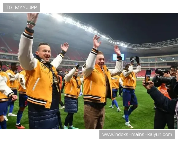 成都蓉城的角球设计再次造成巨大威胁 成都蓉城的角球设计再次造成巨大威胁